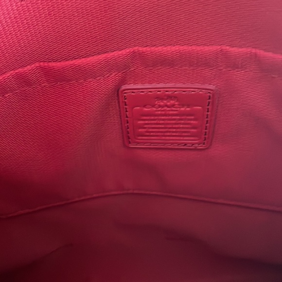Red Pebble Leather Bag - Picture 3 of 7